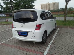 Honda Freed PSD AT th 2014 Tangan Pertama 5