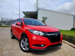 Honda HR-V E CVT 2017 Merah 1