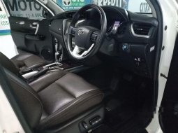 Dijual mobil bekas Toyota Fortuner VRZ, Jawa Timur  11