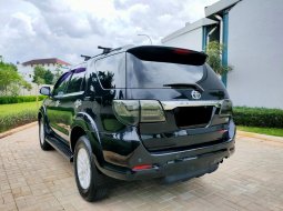 Toyota Fortuner G 2013 Hitam 6