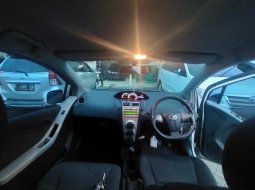 Toyota Yaris E MT 2013 istimewa & Termurah 4