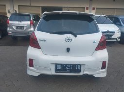 Toyota Yaris E MT 2013 istimewa & Termurah 8