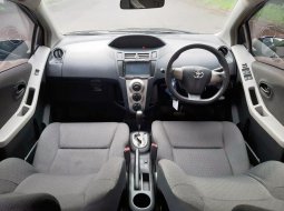 Toyota Yaris E 1.5 2012 AT DP Minim 5