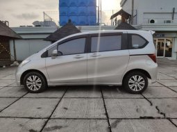 Mobil Honda Freed 2013 S dijual, DKI Jakarta 9