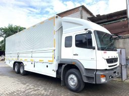 Rental sewa fuso hino tronton 6x2 isuzu giga wingbox wing box wingbok 3