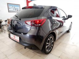 Mazda 2 R Skyactiv CVT AT 2017 Abu Silver Tablet 2