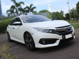 Honda Civic ES Prestige 2018 Putih 1