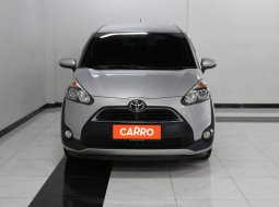 Toyota Sienta 1.5 V MT 2016 Silver 2