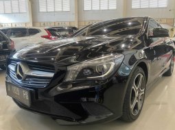 Mercedes-Benz CLA 200 2016 Hitam 1