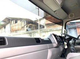 MURAH UD TRUCKS Quester Tronton GWE370 Head Kepala Trailer Buntut 2018 4