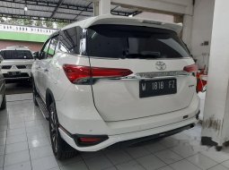 Jual cepat Toyota Fortuner VRZ 2017 di Jawa Timur 1