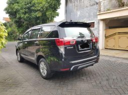 Jual mobil Toyota Kijang Innova Q 2016 bekas, Jawa Timur 4