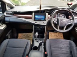 Jual mobil Toyota Kijang Innova Q 2016 bekas, Jawa Timur 3