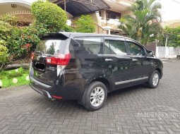 Jual mobil Toyota Kijang Innova Q 2016 bekas, Jawa Timur 9