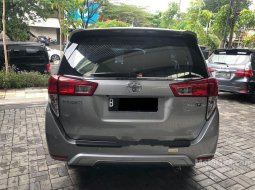 Jual cepat Toyota Kijang Innova Q 2017 di Jawa Timur 8