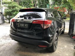 Dijual mobil bekas Honda HR-V E, Jawa Timur  3
