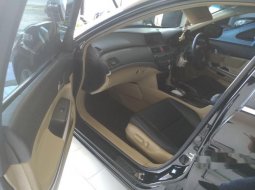 Jual Honda Accord VTi-L 2010 harga murah di Jawa Timur 10