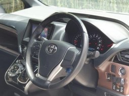 Dijual mobil bekas Toyota Voxy , Jawa Barat  9