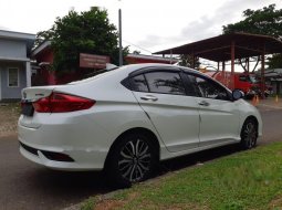 Mobil Honda City 2017 E terbaik di DKI Jakarta 8