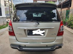 Mobil Toyota Kijang Innova 2007 V Luxury dijual, DKI Jakarta 9