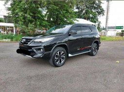 Dijual mobil bekas Toyota Fortuner VRZ, DKI Jakarta  3