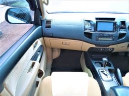 TOYOTA FORTUNER 2.5 G A/T TRD DIESEL 10