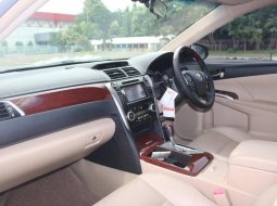 Toyota Camry 2.5 V 2013 Silver 7