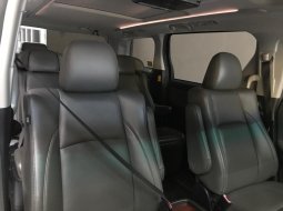 Toyota Alphard 2010 Hitam 7