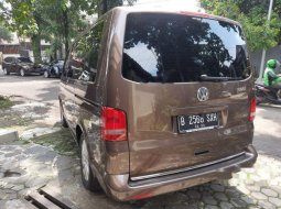 Jawa Barat, Volkswagen Caravelle TDI 2012 kondisi terawat 4