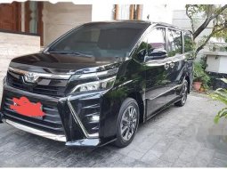 Jual mobil bekas murah Toyota Voxy 2018 di DKI Jakarta 5