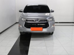 Toyota Innova 2.0 V AT 2018 Silver 2