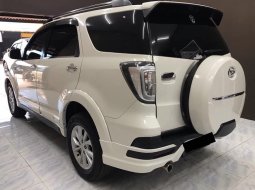 DAIHATSU TERIOS R AT ADVENTURE PUTIH 2016 5