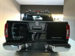 Nissan Navara 2.5 Double Cabin 2013 Hitam 5