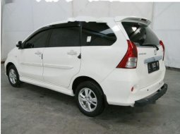 Mobil Toyota Avanza 2014 Veloz dijual, Jawa Timur 14