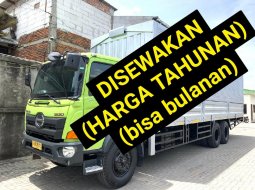 Rental sewa fuso hino tronton 6x2 isuzu giga wingbox wbox 2016 2017 1