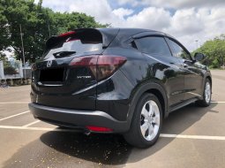 Honda HR-V E 2015 Hitam 4