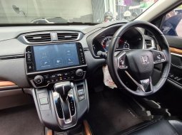 Jual mobil bekas murah Honda CR-V Prestige 2017 di Jawa Timur 9