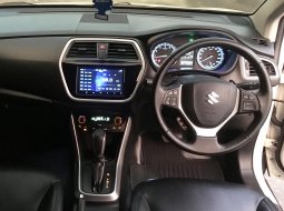 Suzuki SX4 S-Cross AT 2016 Hatchback 8