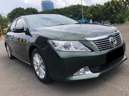 Toyota Camry 2.5 V 2012 Hijau pakai 2014 2