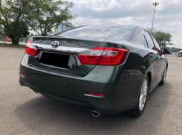 Toyota Camry 2.5 V 2012 Hijau pakai 2014 4