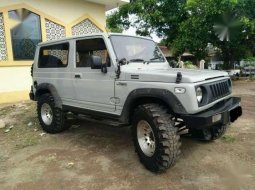 Suzuki Jimny Katana Long Tahun 1990 3