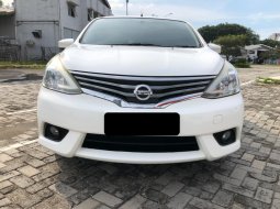 Nissan Grand Livina XV 2013 Putih 3