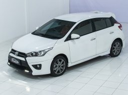 TOYOTA YARIS TRD SPORTIVO MT WHITE 2014 4