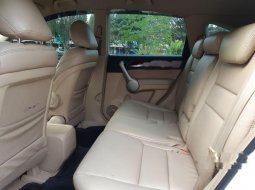 Mobil Honda CR-V 2009 2.0 i-VTEC dijual, DKI Jakarta 5