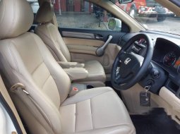 Mobil Honda CR-V 2009 2.0 i-VTEC dijual, DKI Jakarta 4