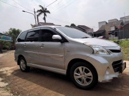 DKI Jakarta, Toyota Avanza Luxury Veloz 2014 kondisi terawat 5