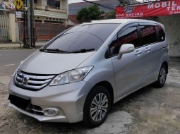 Mobil Honda Freed 2015 E dijual, DKI Jakarta 4