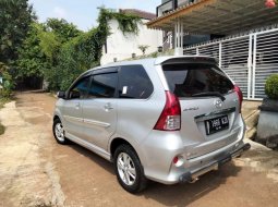 DKI Jakarta, Toyota Avanza Luxury Veloz 2014 kondisi terawat 1