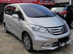 Mobil Honda Freed 2015 E dijual, DKI Jakarta 5
