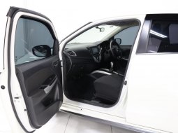 Suzuki Baleno Hatchback AT 2018 Putih 6